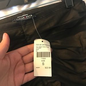 Kim Takes Vacay Pants